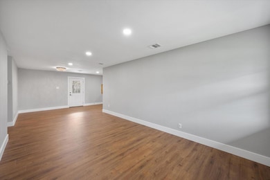 1206 S Benton St, Corsicana, TX 75110 - photo 4