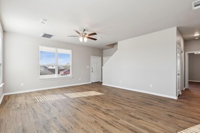 704 Porcupine Dr, Springtown, TX 76082 - photo 6