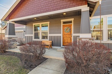 1203 SW Mcclellan Ln, Bend, OR 97702 - photo 2