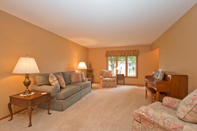 005 living room - IMG_9782