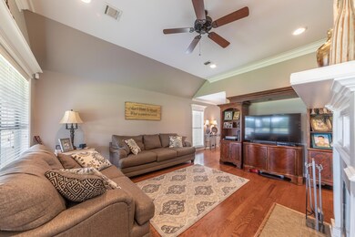 Living Area 2