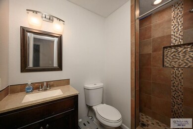 1014 Valley Cir, Alamo, TX 78516 - photo 7