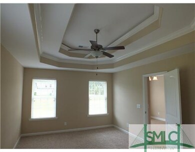Master Bedroom. Double trey
