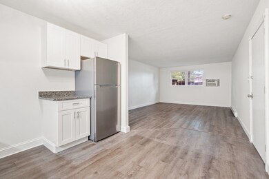 5 Walker Rd unit 2, North Andover, MA 01845 - photo 7