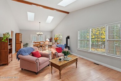 Formal living area