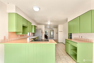 unlisted-address, Bellingham, WA 98226 - photo 6