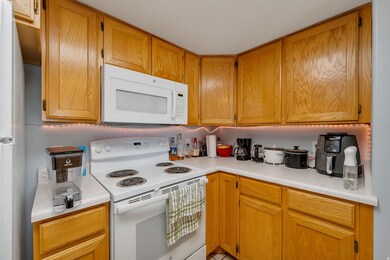 1499 N 1200 W unit 8, Orem, UT 84057 - photo 7