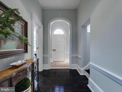 1231 31st St NW unit 1235, Washington, DC 20007 - photo 2