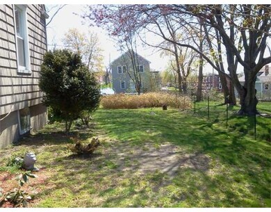 327 King Philip St unit 1, Fall River, MA 02724 - photo 5