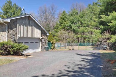 12 Maurice Ln, Clifton Park, NY 12065 - photo 3