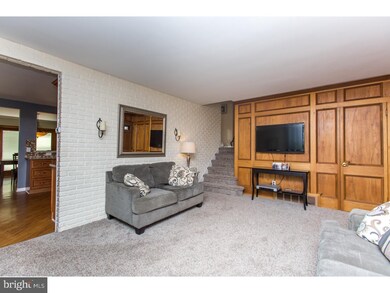 1104 Vauclain Ave, Woodlyn, PA 19094 - photo 3