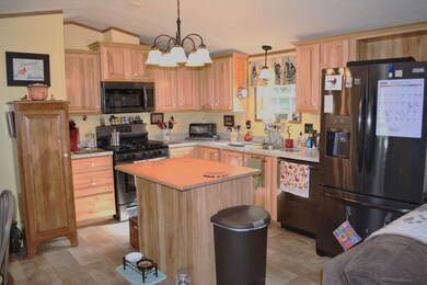 27 Marie Cir, Sabattus, ME 04280 - photo 7