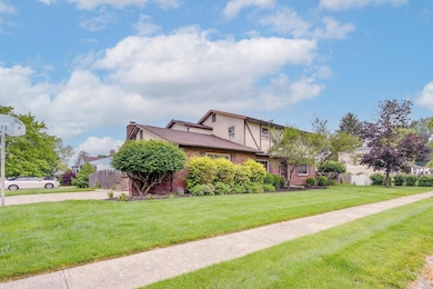 4909 Vanlear Rd Columbus OH 43229 USA-00
