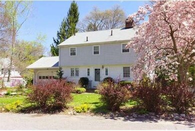 6 Sleepy Hollow Ln, Arlington, MA 02474 - photo 2