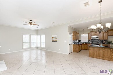 6216 Woodbend Ave, Zachary, LA 70791 - photo 2