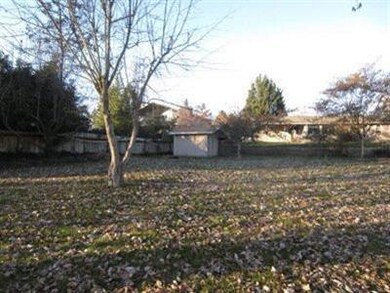 1240 SW Viola Dr, Grants Pass, OR 97526 - photo 5