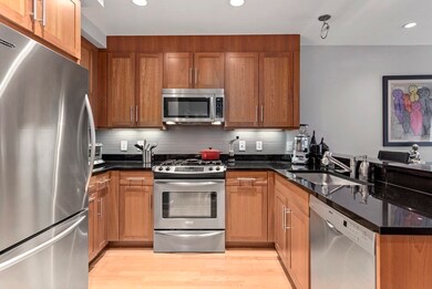 Folio Boston unit 906, Boston, MA 02110 - photo 4