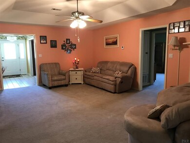 2439 Sweet Heart Ln, Pensacola, FL 32526 - photo 3