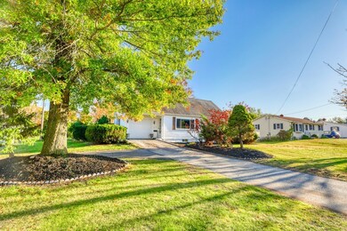 142 Homestead Ave, Holyoke, MA 01040 - photo 3