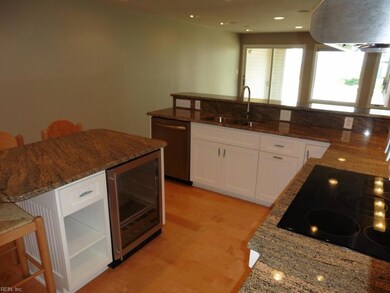 Gourmet kitchen