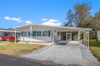 34633 Rosebud Row, Zephyrhills, FL 33541 - photo 4