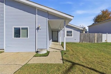 947 Fern Ridge Rd, Virginia Beach, VA 23452 - photo 2