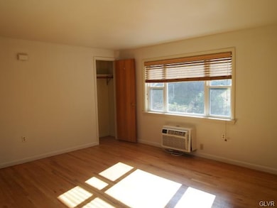 1018 E Hamilton St unit F4, Allentown, PA 18109 - photo 6