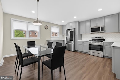 335 Hermitage St unit B, Philadelphia, PA 19128 - photo 4