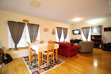18 Sigourney St unit 18, Jamaica Plain, MA 02130 - photo 2