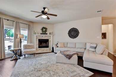 2815 W Washington St, Denison, TX 75020 - photo 2