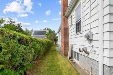 19 Harvard St, Uxbridge, MA 01569 - photo 5