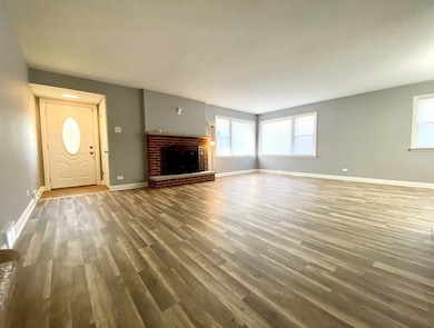 3011 Longfellow Ave, Hazel Crest, IL 60429 - photo 5