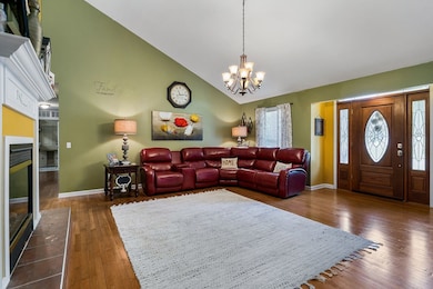 395 Brookside Dr, Cookeville, TN 38506 - photo 2