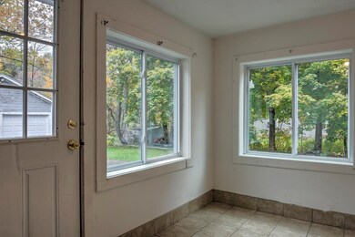 563 Washington St, Keene, NH 03431 - photo 6