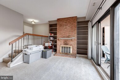 122 Roberts Ln unit 401, Alexandria, VA 22314 - photo 6