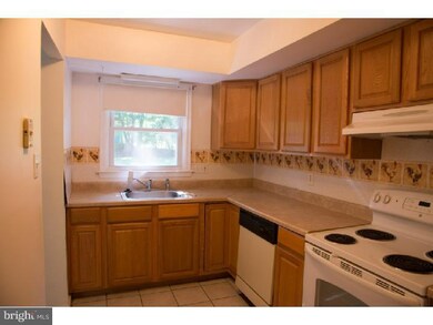 141 Maple Ave unit 143, Dublin, PA 18917 - photo 3
