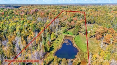 10691 Mirons 16 8 Ln, Rapid River, MI 49878 - photo 4