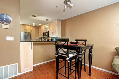 19523 Firlands Way N unit B12, Shoreline, WA 98133 - photo 3