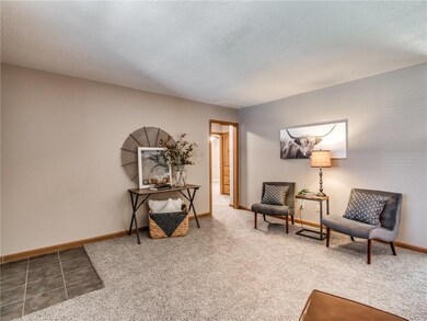 4104 NW 52nd St, Oklahoma City, OK 73112 - photo 4