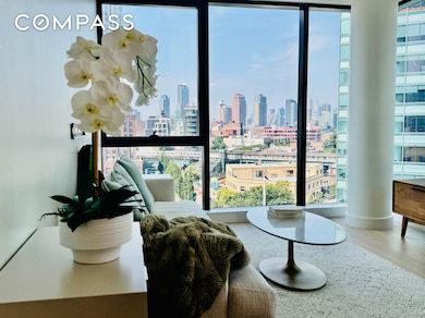 5 Court Square unit 8-D, Long Island City, NY 11101 - photo 4