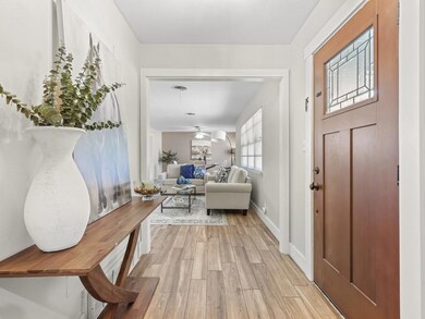 537 Elm St, Hurst, TX 76053 - photo 5