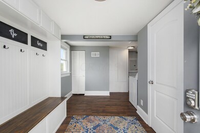 050-2979 S Section