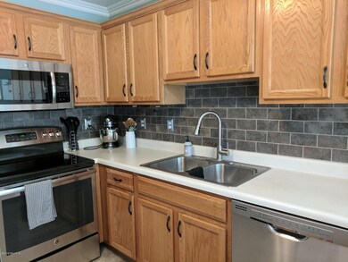 2.4 - Kitchen NEW