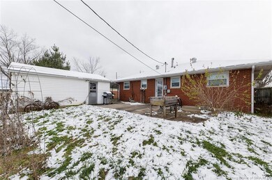 125 Bruce St, Salem, IN 47167 - photo 7