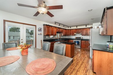 1506 Lake St, Dyer, IN 46311 - photo 5