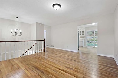 5645 Hammond Dr, Norcross, GA 30071 - photo 4