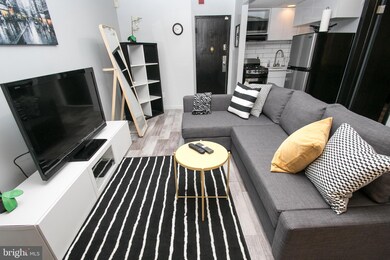 2135 Walnut St unit 304, Philadelphia, PA 19103 - photo 2