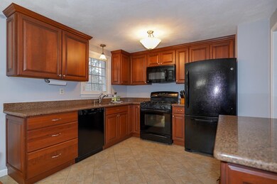 8 Eldora Rd, Billerica, MA 01821 - photo 5