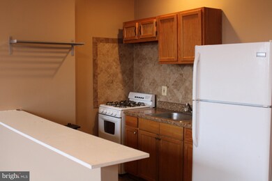 127 S Broadway unit A, Baltimore, MD 21231 - photo 2