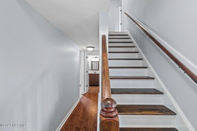 311 Greenbriar Dr, Jacksonville, NC 28546 - photo 6